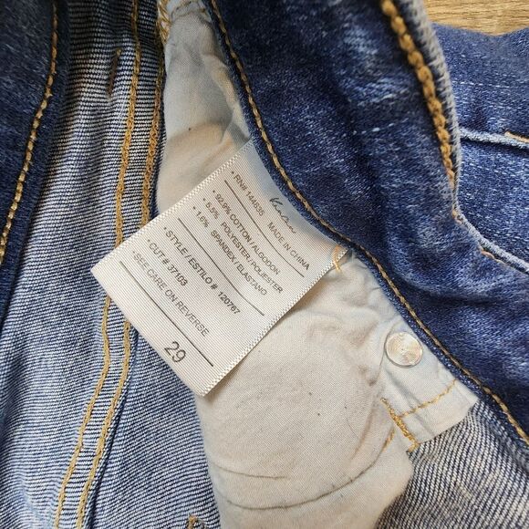 KanCan Distressed Denim Shorts size 29 - Picture 8 of 8